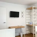 Дом отдыха Zone23 *
